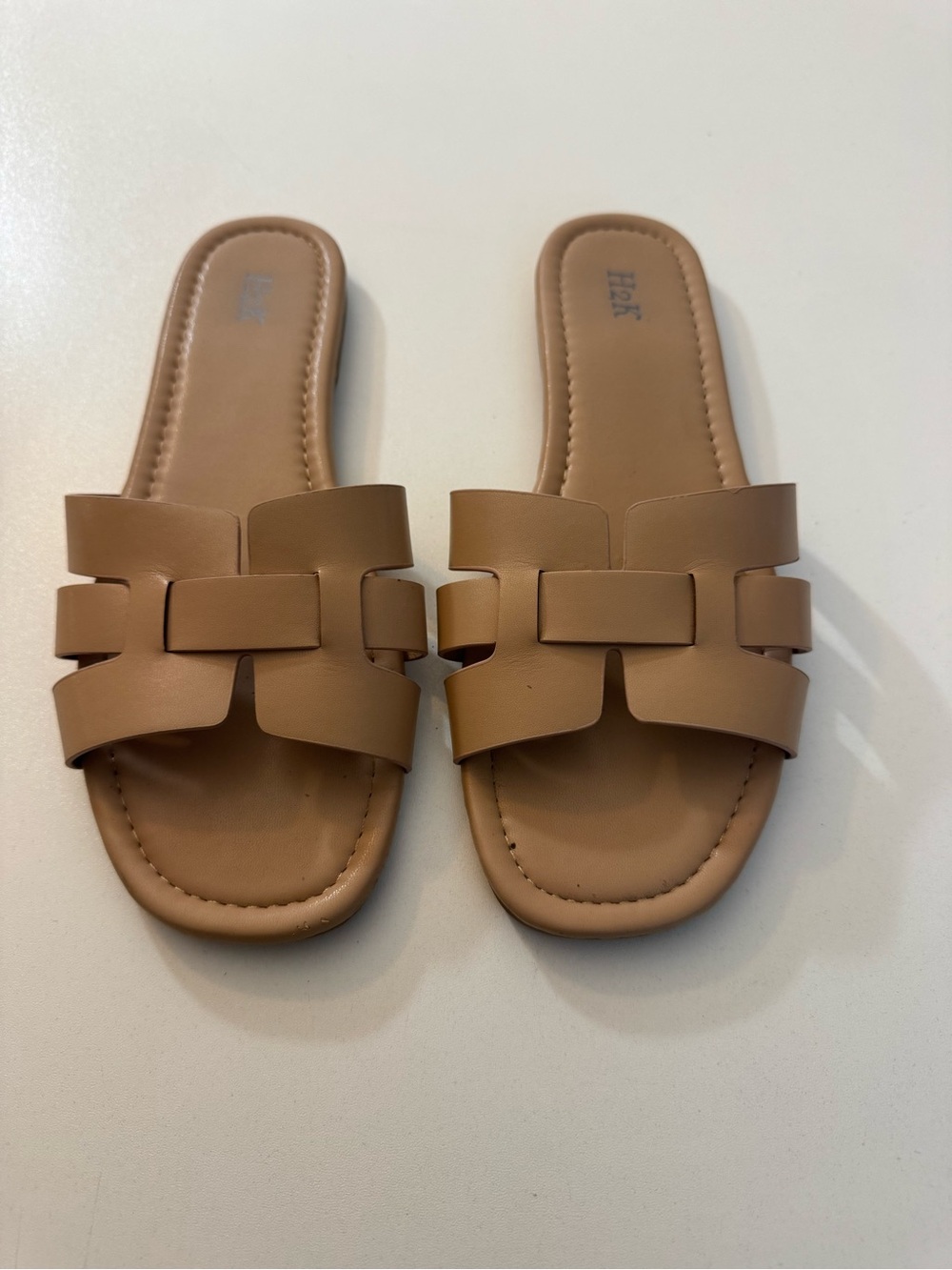 Women’s Tan Slide Sandals - Stylish Everyday Comfort